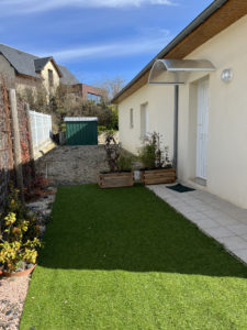  Maison proche du centre ville d'Espalion avec vue dégagée, garage et terrain