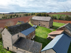 Ensemble Immobilier composé d'un corps de ferme et de 26 hectares de terrain