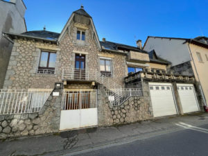 Grande maison bourgeoise en centre ville