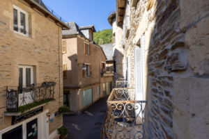 Immeuble de caractère avec terrain - ESTAING