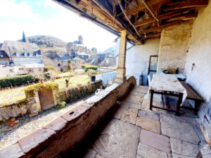 Maison avec terrain en coeur de village, ESTAING