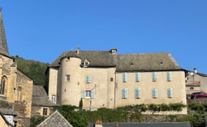 Maison de caractère rénovée - ESTAINg