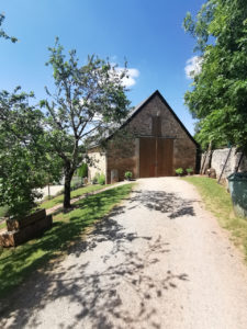 Maison de caractère avec grange sur 3.500m2