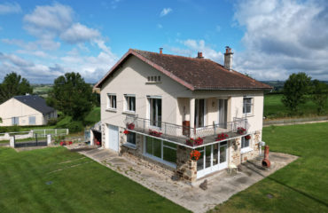 Maison individelle de type 5 de 115m2 avec grand jardin.