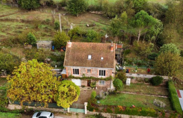 A 5 minutes d'ESPALION, maison T5 de 120m2 sur une parcelle de 4928 m2