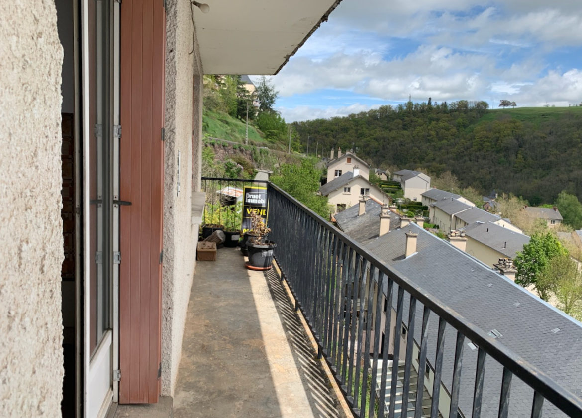 Appartement de type 2 avec balcon - RODEZ (12)