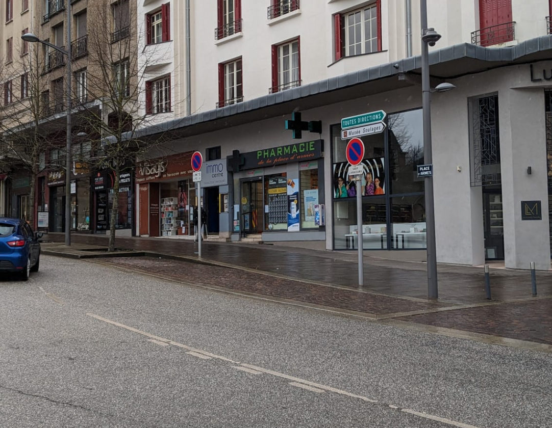 Local commercial 115m2 - Place d'Armes - RODEZ