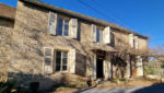 MAISON avec jardin et terrain. - Secteur Laissac