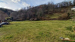 Terrain à bâtir, au centre du village de st Chély d'Aubrac