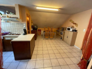  Immeuble coeur de ville d'ESPALION, 5 appartements, garage et atelier