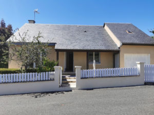 Maison de type 3 de plain pied avec garage et jardin