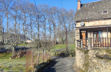 Maison de village, dépendances, terrain non attenant, SAINT COME D'OLT.